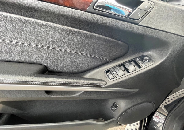 Mercedes-Benz GL cena 53900 przebieg: 262498, rok produkcji 2009 z Pruszków małe 497